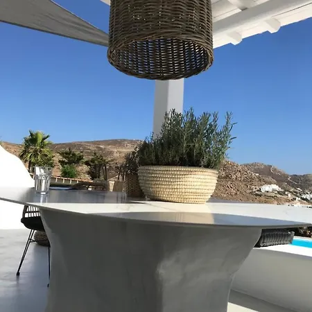 Villa 11.7 *