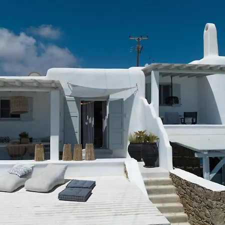 11.7 Villa